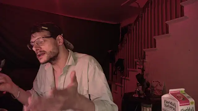 MasterDaddyCool online show from April 19, 3:50 am