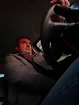 sasatimido online show from December 18, 6:09 am