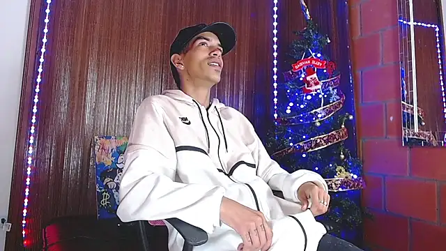 briamhoconor xh online show from December 20, 8:49 pm