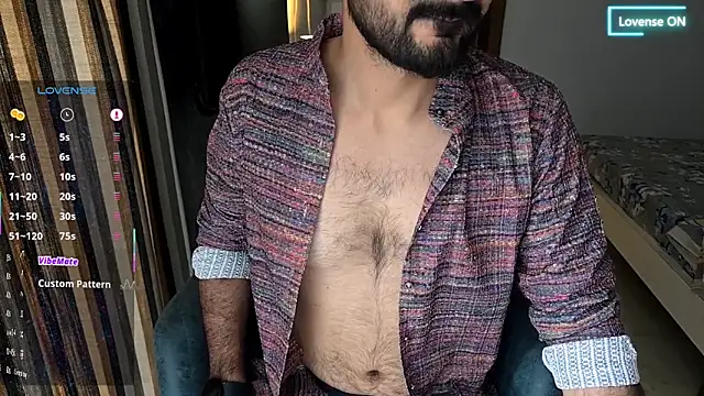 mlove902 online show from April 15, 9:42 am