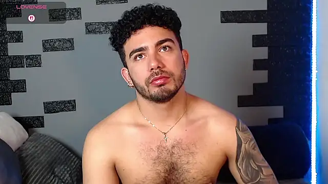 adamhairy online show from November 19, 10:42 pm