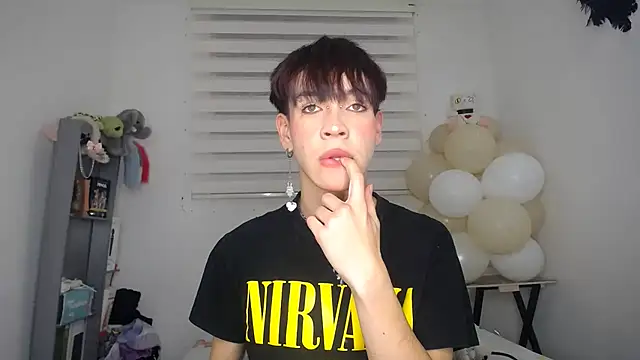 lucky stricke online show from October 20, 3:43 am