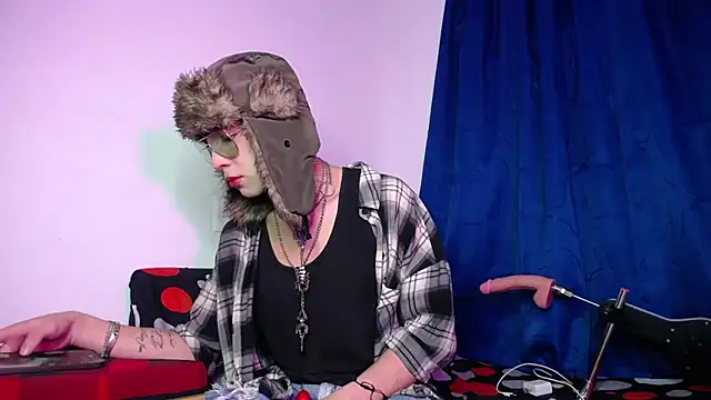 lucky stricke online show from March 31, 3:52 am