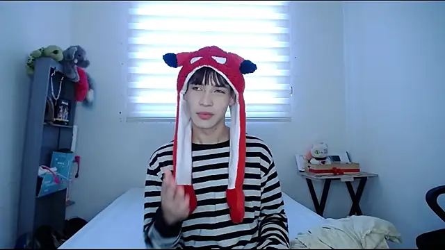 lucky stricke online show from September 20, 8:53 pm