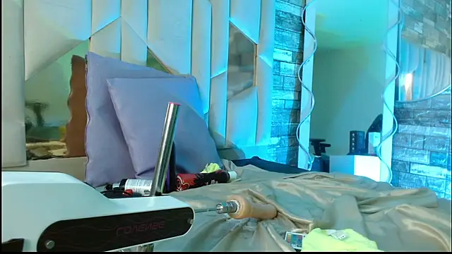 boyfox tay online show from October 7, 5:44 am