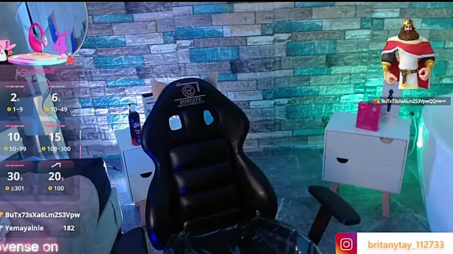 boyfox tay online show from October 11, 6:17 am