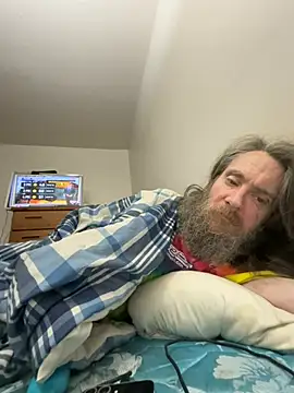 eager1975 online show from March 27, 11:11 am