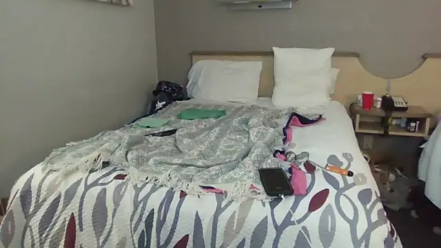 Skater1287 online show from March 12, 2:30 am