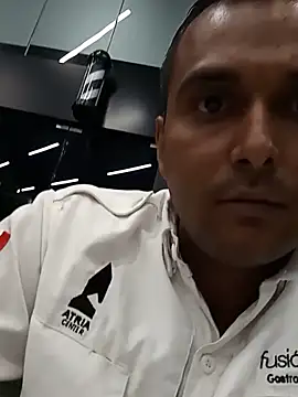 Danitravieso38a online show from May 29, 6:56 am