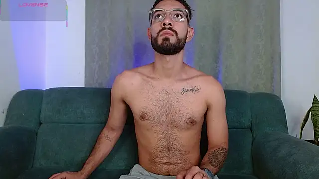 Snapshot of ReyPablo1 chatting on September 29, 9:21 pm ReyPablo1 online show from September 29, 9:21 pm