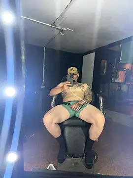 crazybarber69 online show from September 20, 7:08 am