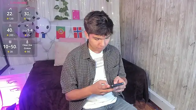 Thiago Kozak online show from July 2, 2:56 pm