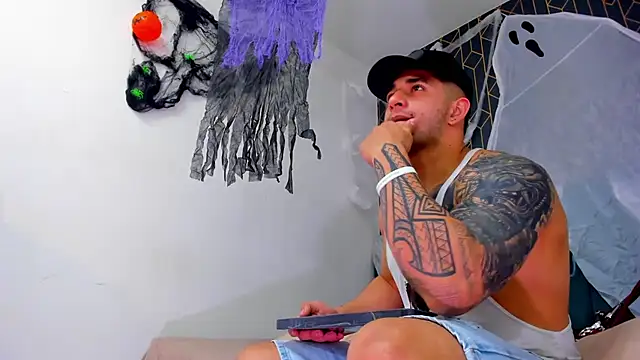 king falconer online show from October 12, 3:22 am