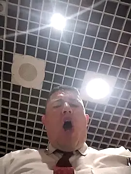 BigCristh79 online show from April 16, 4:45 am