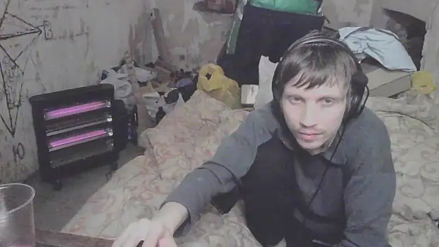 makarov1993 online show from March 24, 12:10 pm