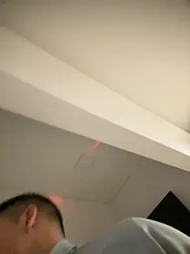 Manu0586 online show from March 16, 1:01 am