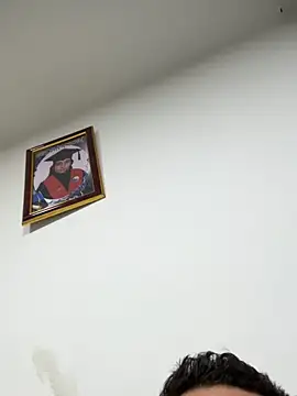 Manu0586 online show from April 5, 2:30 am