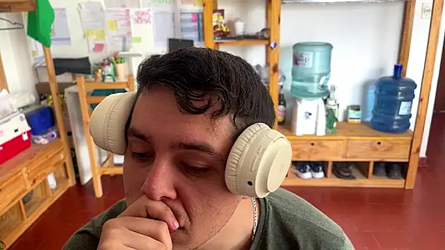 Haustin202 online show from November 11, 3:06 pm