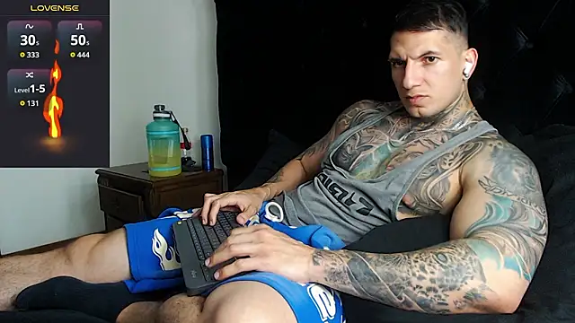 Shane Clay online show from February 25, 9:49 pm