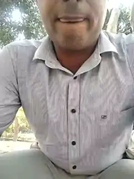 Dickdelhi online show from April 17, 7:44 am