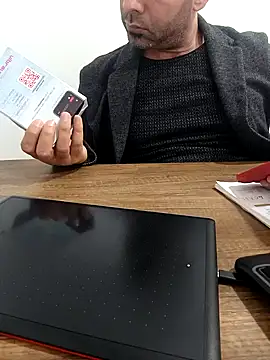 Yaman 33 online show from February 24, 11:00 am