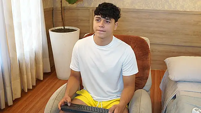 Ethan occonor online show from February 28, 1:21 pm