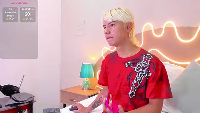 Enrrixxx  online show from October 4, 12:27 am