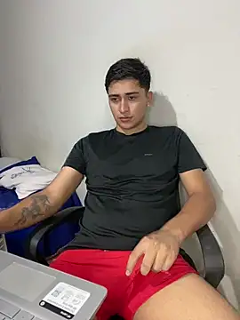 Tavinho067 online show from December 21, 11:24 pm