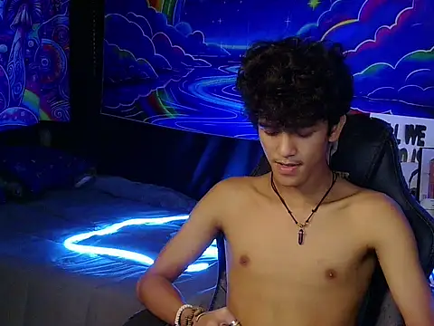 kenbigcockxx online show from July 9, 3:22 am