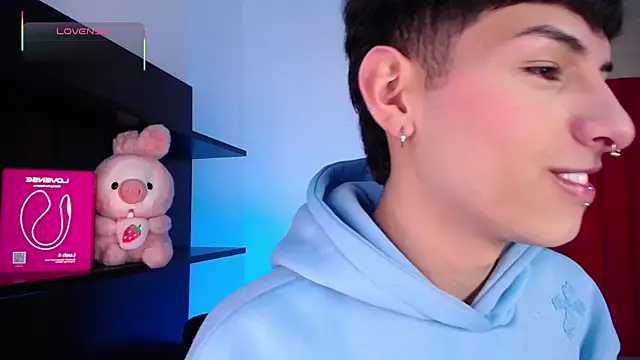 Ezra Storm online show from January 6, 4:16 am