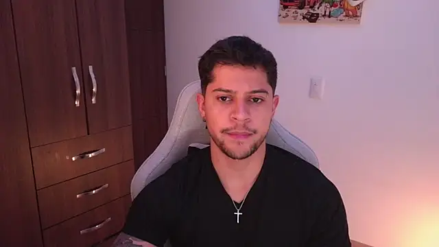 domsantiago  online show from December 4, 3:57 am