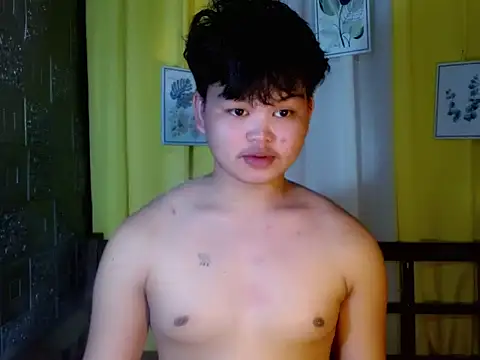 Reynelcock online show from October 17, 4:55 pm