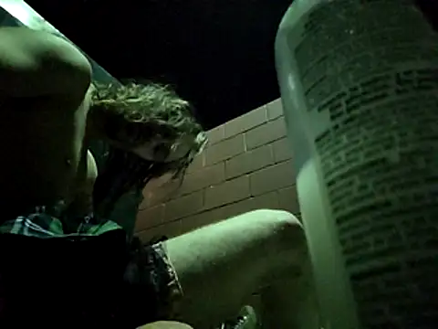 Johnnytailplug online show from April 17, 6:05 am