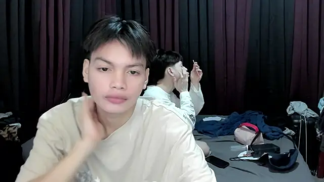 hotfreshdior online show from December 18, 8:16 pm