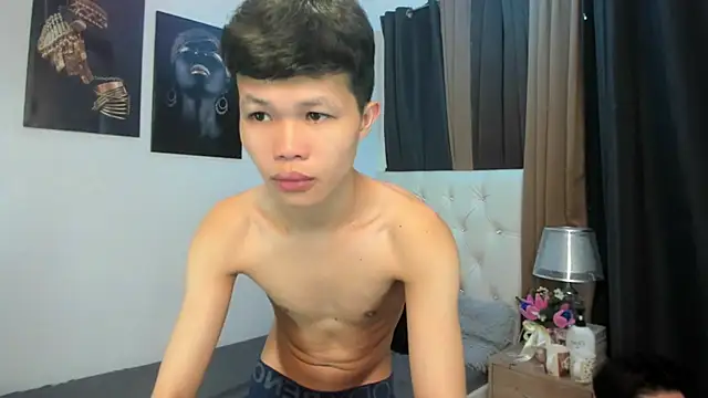 crazyasiantwink online show from January 10, 4:22 pm