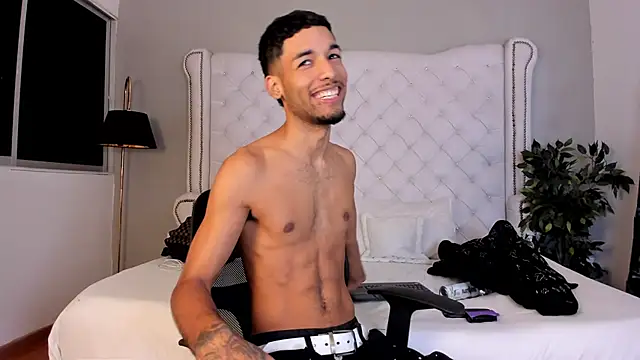 Thiagoferreti online show from February 23, 3:41 am