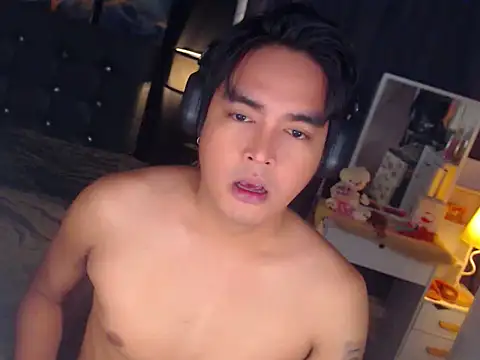 JakeXolsen online show from April 6, 7:47 pm