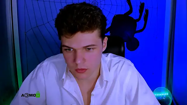 lucas long  online show from October 23, 6:44 pm