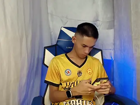 riks tyler online show from February 17, 12:37 pm