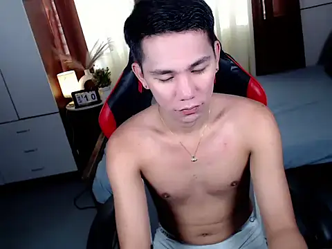 drinkmycumx online show from April 11, 12:40 am