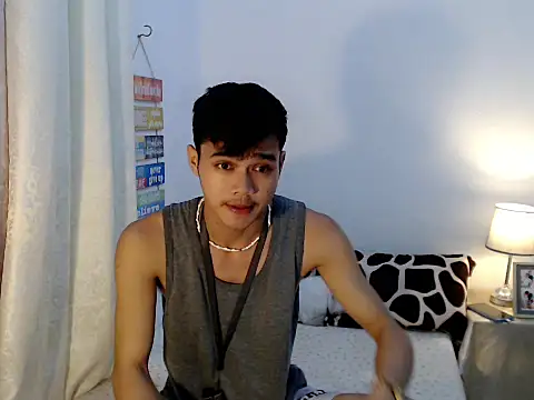 hot asian01 online show from December 1, 1:14 pm