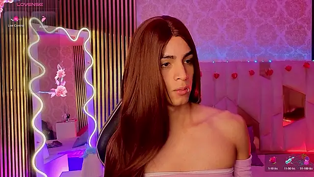 LIHIAN TAY online show from March 25, 12:09 pm