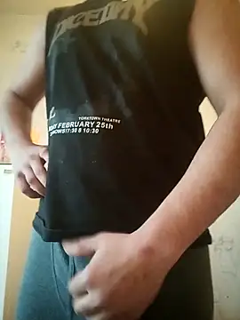 Llovlyboyyyy12 online show from October 31, 6:04 am