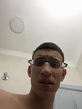 safadezanunes2 online show from October 16, 5:21 pm