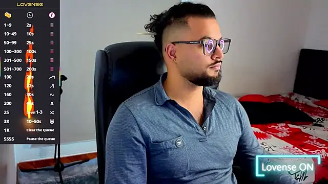 Ernesto-Rodriguez82 online show from October 23, 7:17 pm