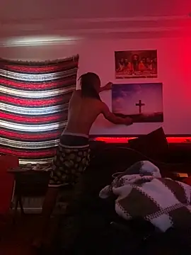 Taydagr8 online show from December 3, 6:14 pm