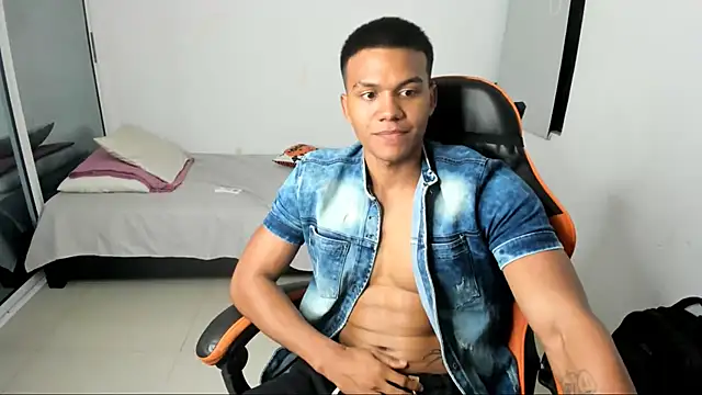 jeanfran ferrer online show from November 23, 8:42 pm