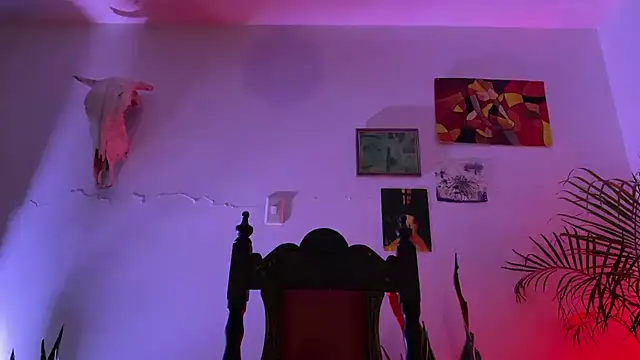 camille delrey online show from November 21, 12:42 am