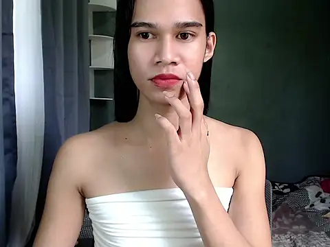 urseductivebarbie xx online show from October 22, 1:31 am