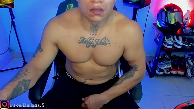 zeus 7777 online show from February 5, 12:17 am